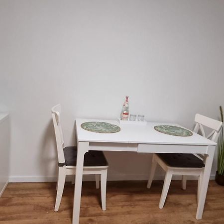 Studio Apartment Naehe S-Bahn Inklusive Parkplatz Oberesslingen エクステリア 写真